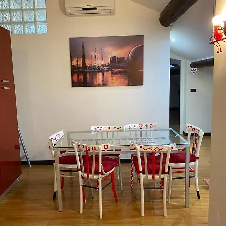 Apartament La Casa Dei Sogni Di Dory Genua
